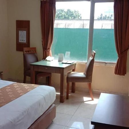 Hotel Senen Indah Syariah Cakarta Dış mekan fotoğraf