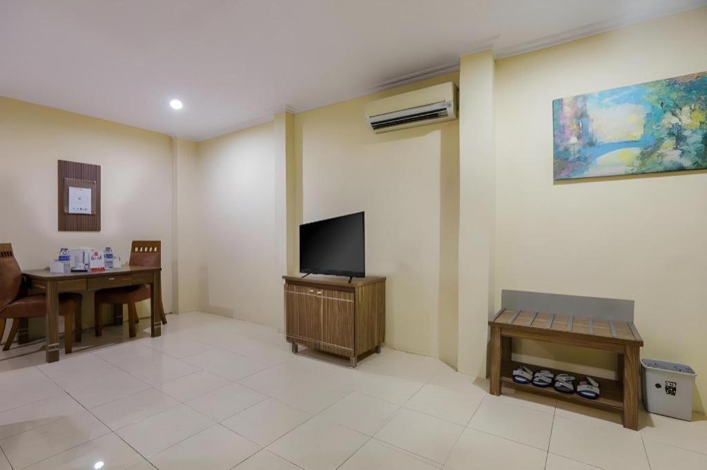 Hotel Senen Indah Syariah Cakarta Dış mekan fotoğraf