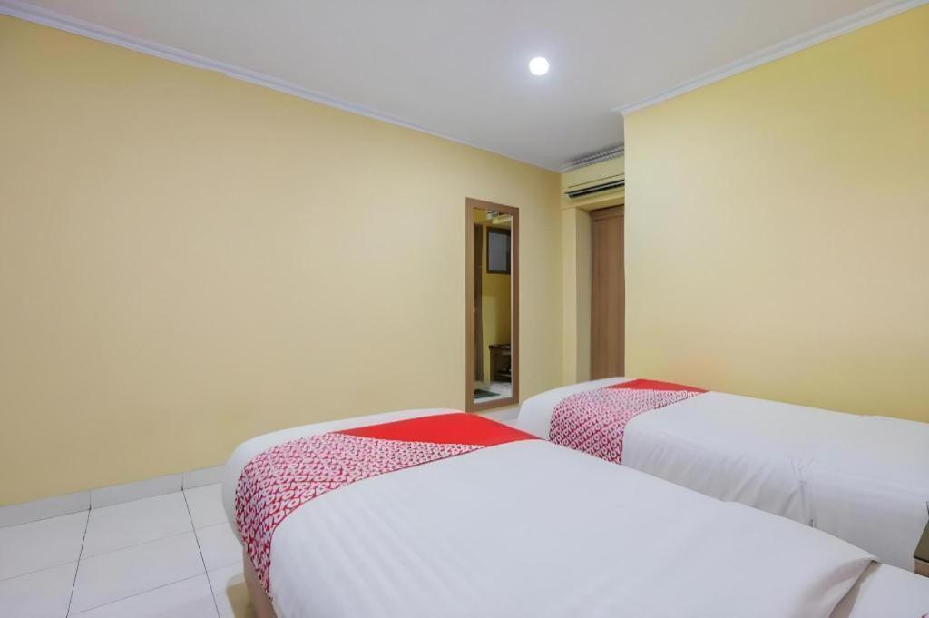 Hotel Senen Indah Syariah Cakarta Dış mekan fotoğraf