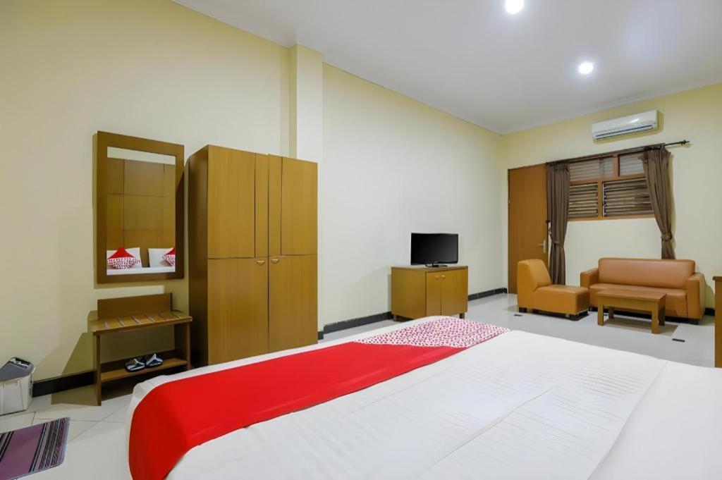 Hotel Senen Indah Syariah Cakarta Dış mekan fotoğraf