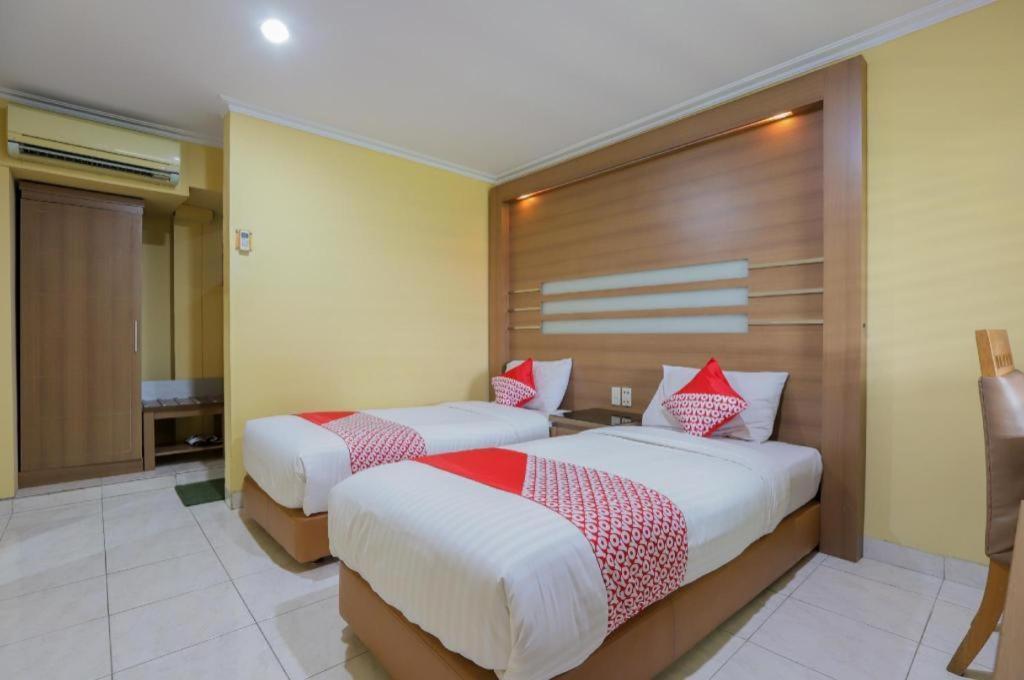 Hotel Senen Indah Syariah Cakarta Dış mekan fotoğraf