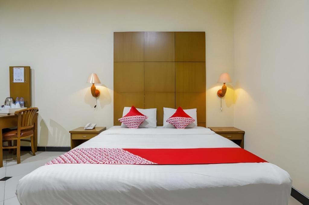 Hotel Senen Indah Syariah Cakarta Dış mekan fotoğraf