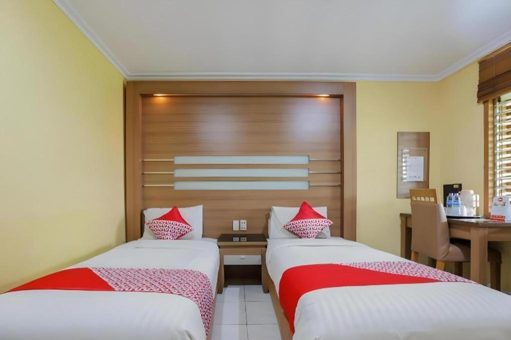 Hotel Senen Indah Syariah Cakarta Dış mekan fotoğraf