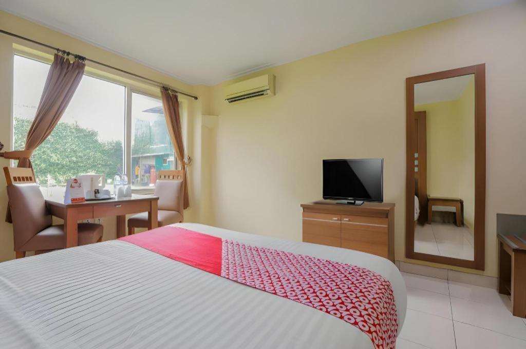Hotel Senen Indah Syariah Cakarta Dış mekan fotoğraf