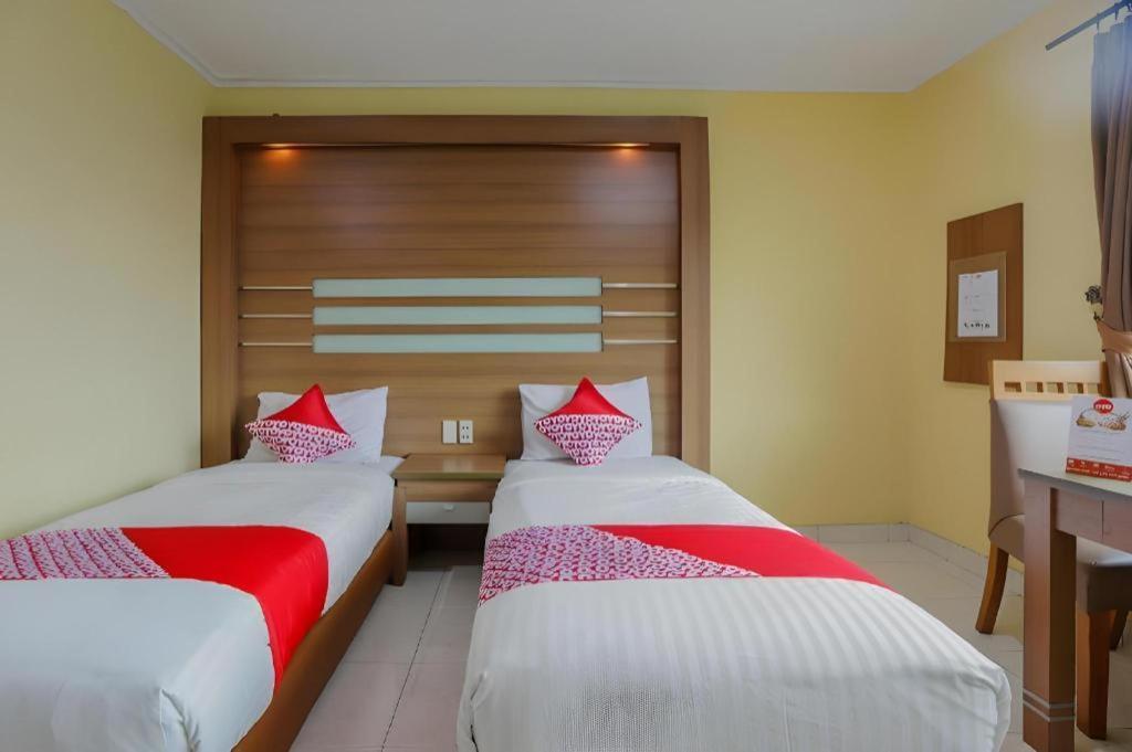 Hotel Senen Indah Syariah Cakarta Dış mekan fotoğraf